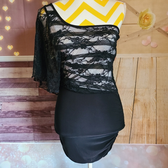 Entry Dresses & Skirts - Entry dress